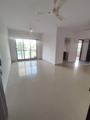 2 BHK Apartment For Rent in Sudarshan Sky Garden, Ghodbunder Road