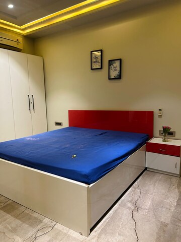 Bedroom in 3 BHK Builder Floor at SS Southend Floors, South City 2 – for Rent