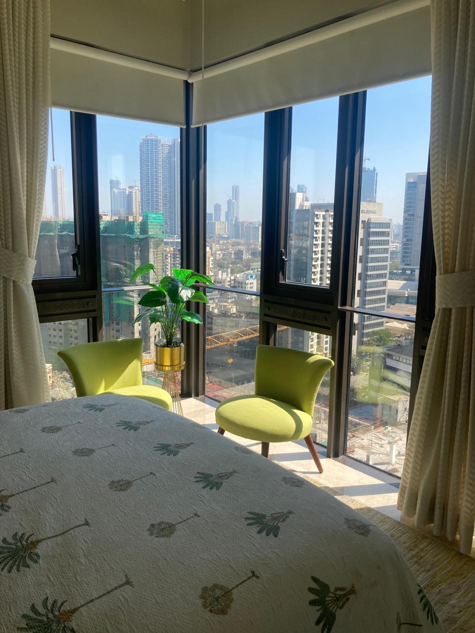 3 BHK + Servant Room Apartment For Rent in Lodha The Park