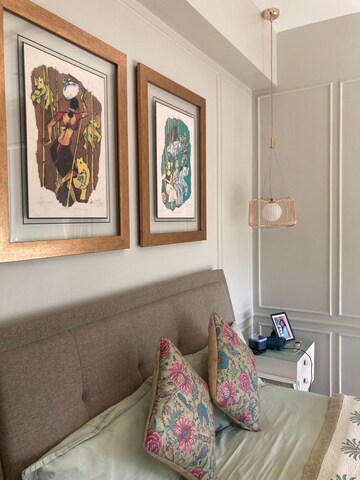 Furnished Amenities in 3 BHK Apartment at Lodha The Park, Worli – for Rent