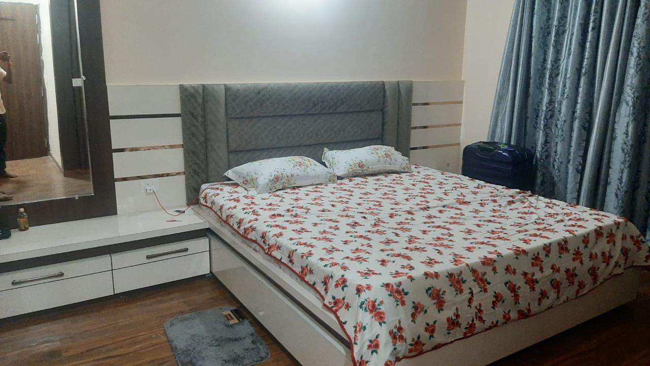 2 BHK + Pooja Room Apartment For Rent in Gomti Nagar