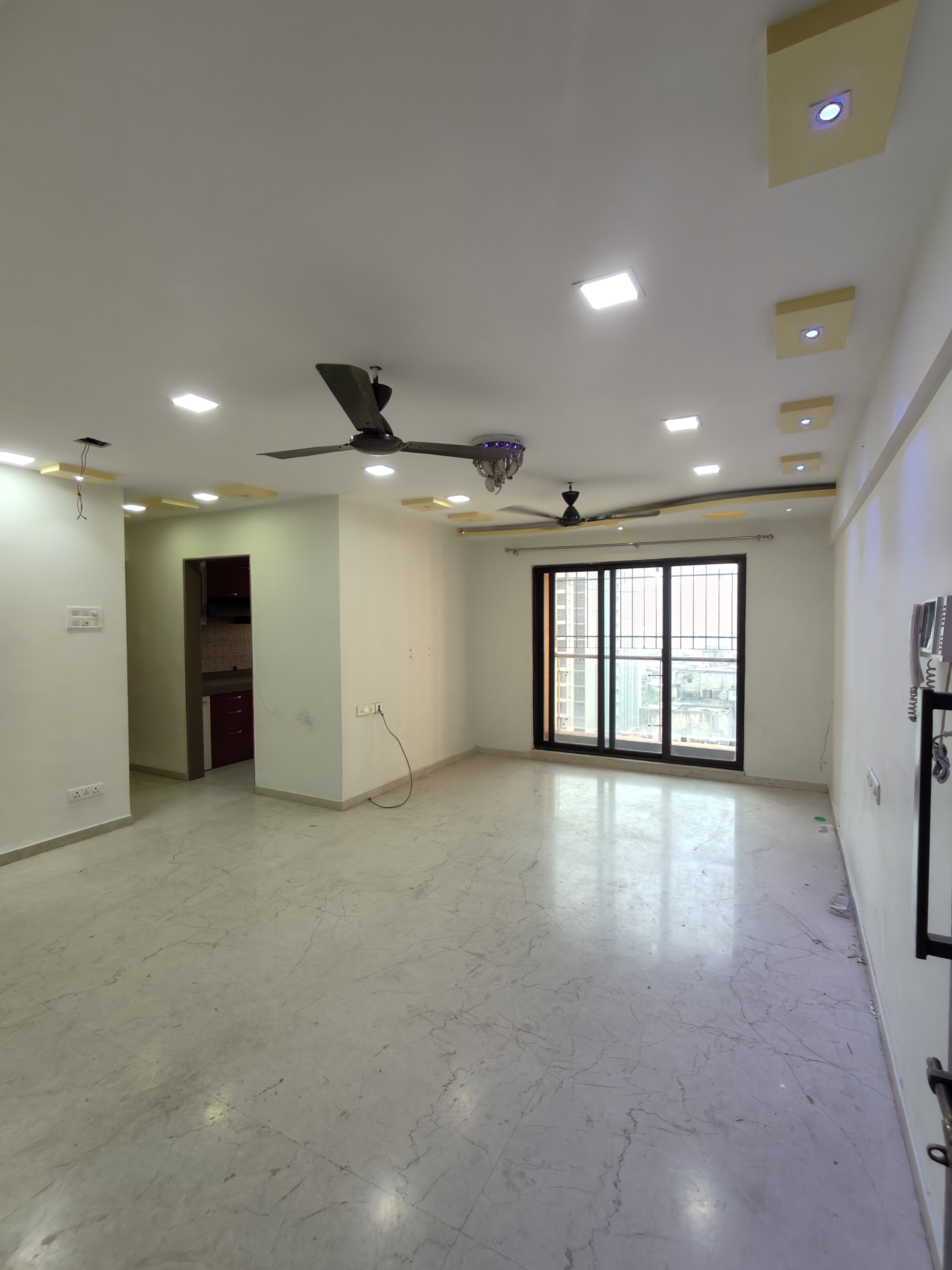 2.5 BHK Apartment For Rent in Dosti Vihar