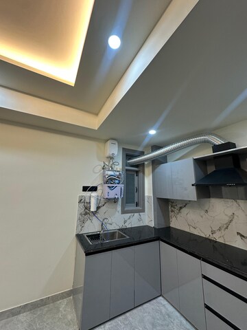 Kitchen in 1.5 BHK Builder Floor at Sector 57 – for Rent