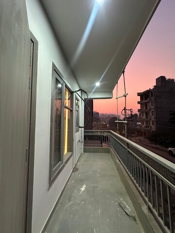 Balcony in 1.5 BHK Builder Floor at Sector 57 – for Rent