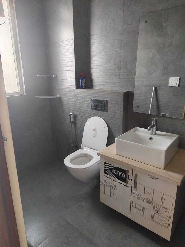 Bathroom, sector 57 3 Bedroom 2700 Sq.Ft. Builder Floor In Sector 57 Gurgaon 9485587