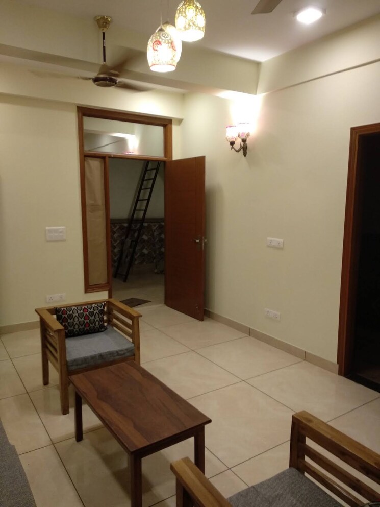 Living Room, geetanjali enclave 1 Bedroom 700 Sq.Ft. Apartment In Geetanjali Enclave Delhi 9485625