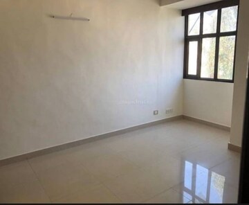 Room in 1 BHK Apartment at Geetanjali Enclave – for Rent