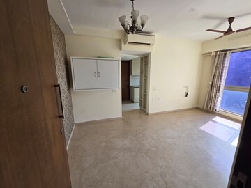 Room in 1 BHK Apartment at Hiranandani Zen Maple, Powai – for Rent