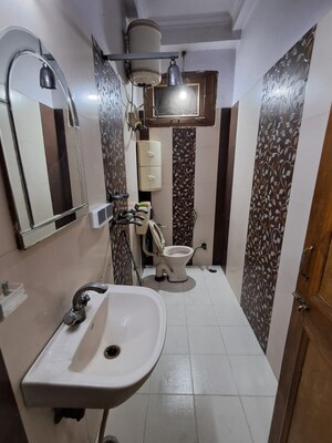 Team Area in 2 BHK Builder Floor at KLJ Noida One, Sector 62 – for Rent