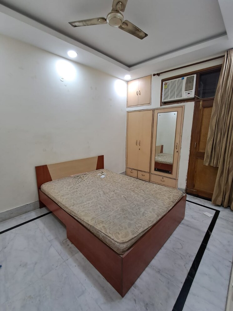 Bedroom, klj-noida-one 2 Bedroom 750 Sq.Ft. Builder Floor In Sector 62 Noida 9485638