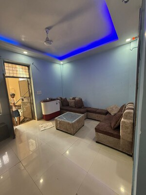 Living Room in 1.5 BHK Builder Floor at Sector 55 – for Rent