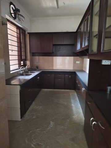 Kitchen in 3.5 BHK Builder Floor at Sector 56 – for Rent