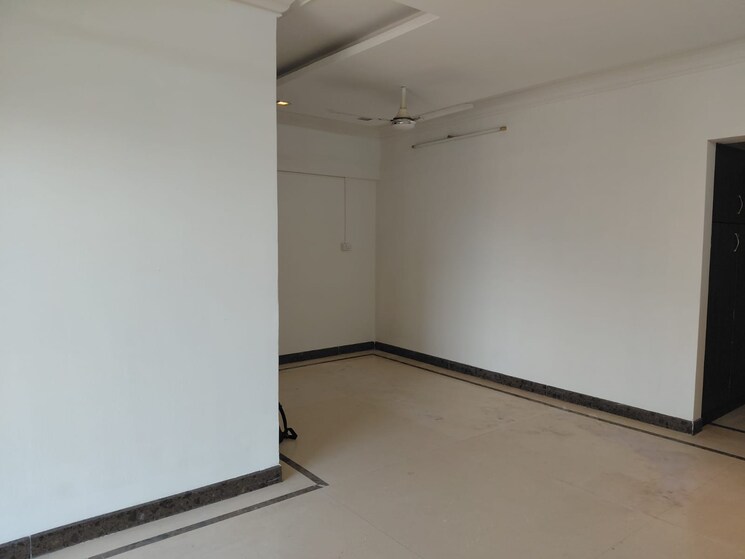 Room, regency-towers 2 Bedroom 1500 Sq.Ft. Apartment In Kavesar Thane 9485672