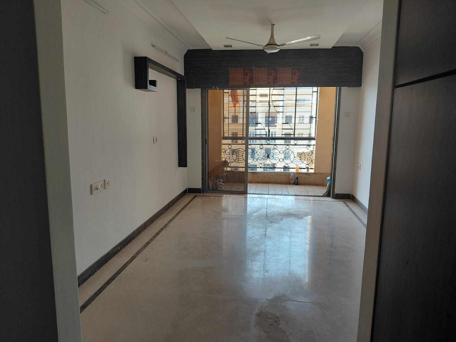 2 BHK Apartment For Rent in Regency Towers