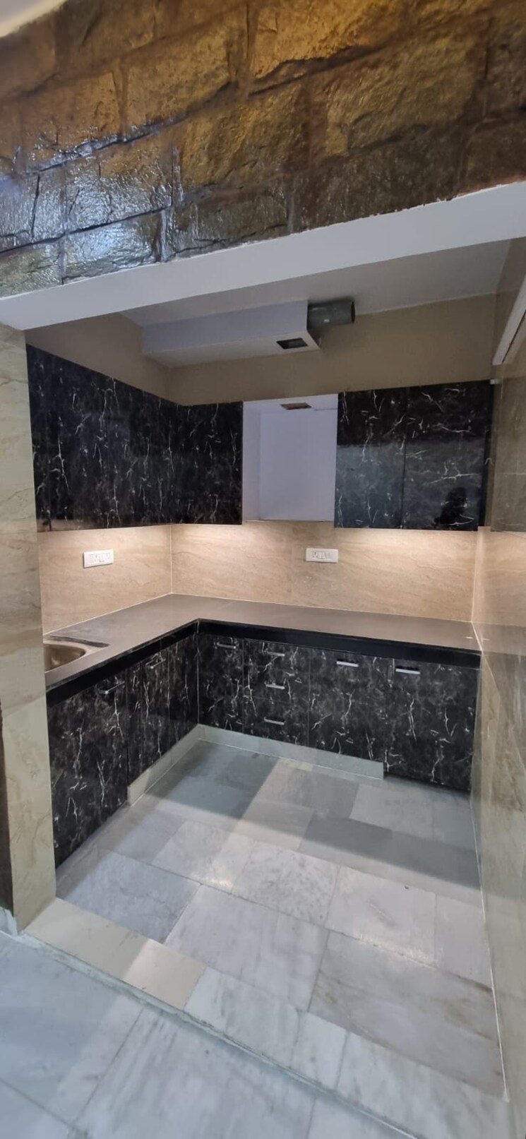 Kitchen, dayanand colony 2 Bedroom 900 Sq.Ft. Apartment In Dayanand Colony Delhi 9485664