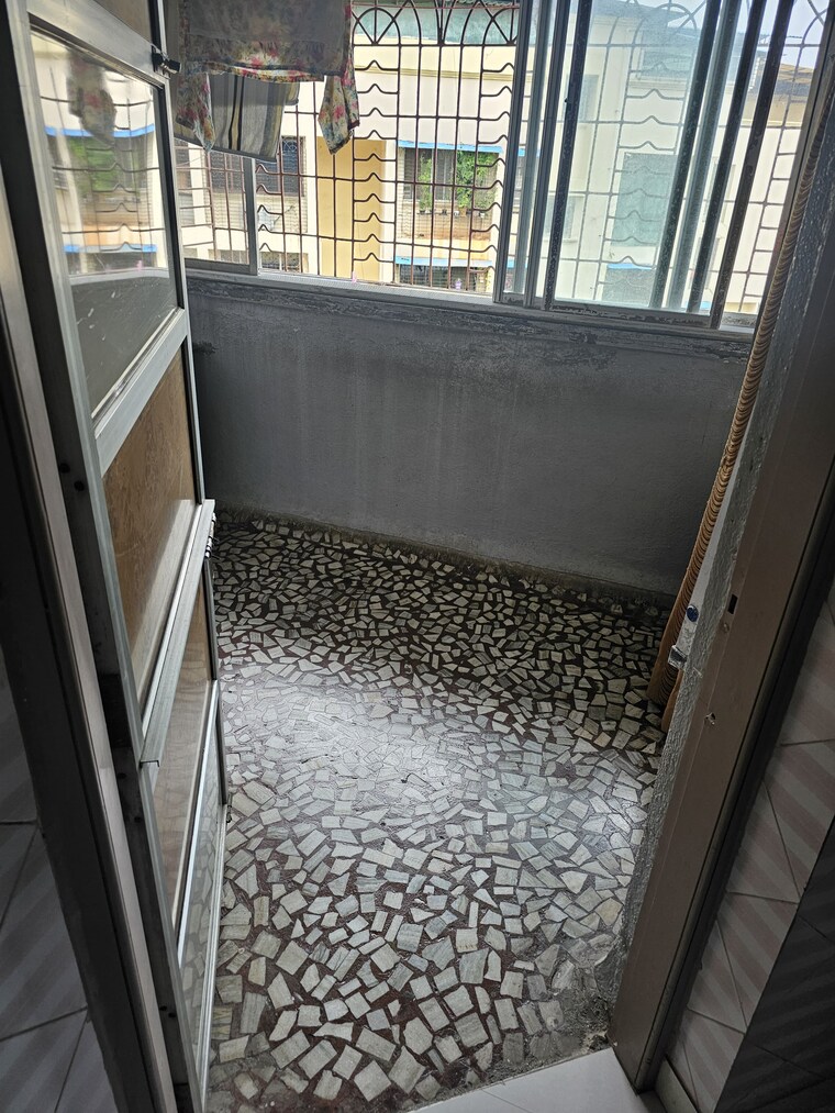 Balcony, ashoka-chs 3 Bedroom 1600 Sq.Ft. Penthouse In Vasant Vihar Thane 9485708