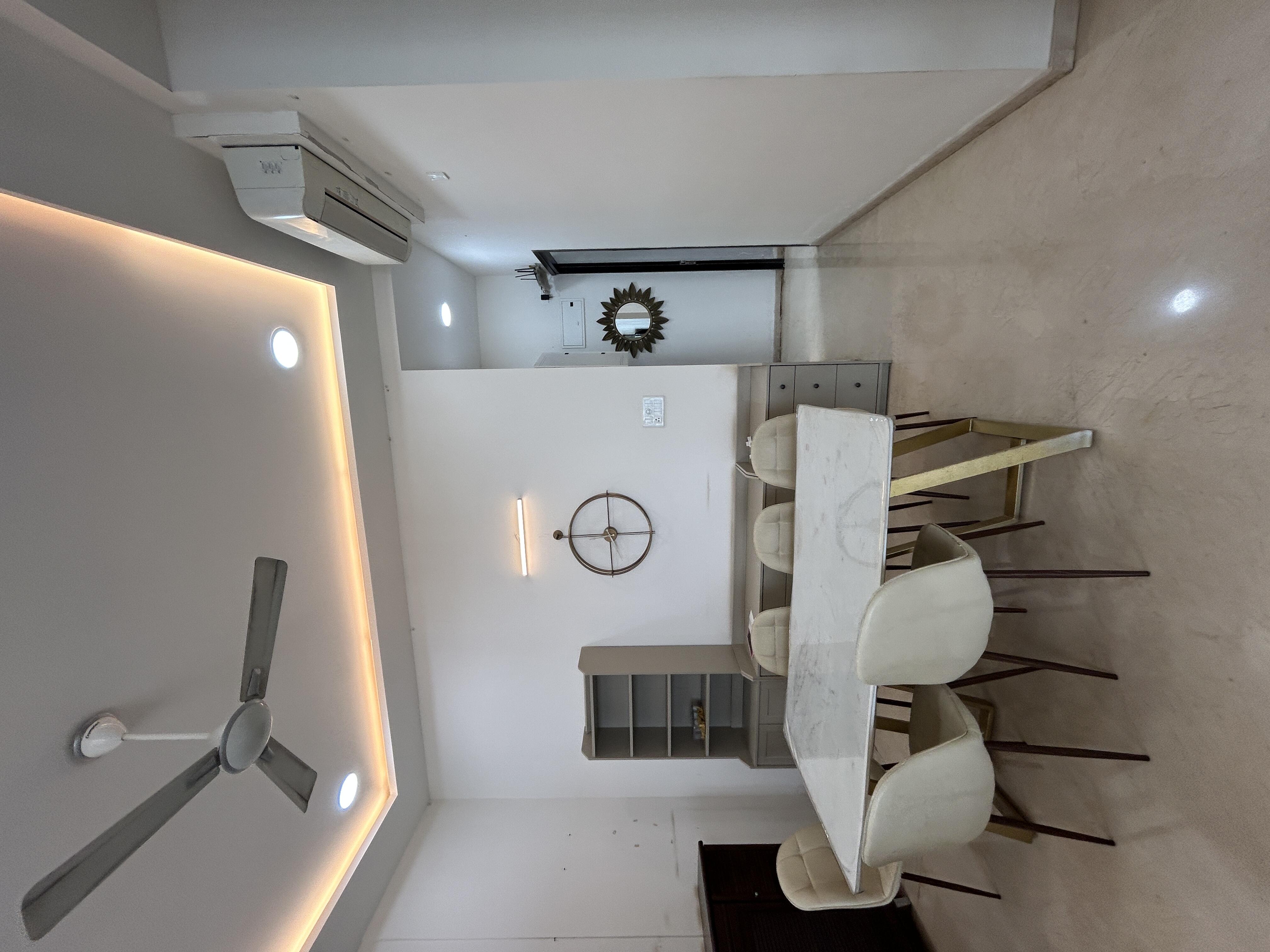 3 BHK + Pooja Room Apartment For Rent in Prabhadevi