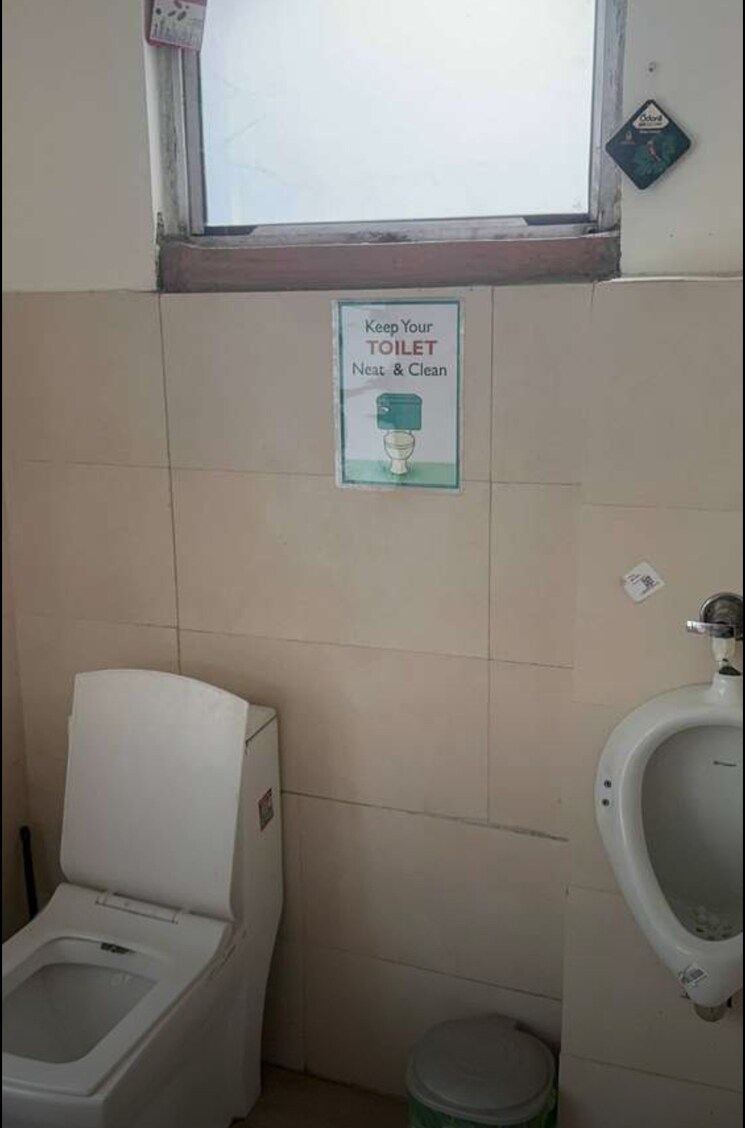 Bathroom, hazratganj Commercial Office Space 1010 Sq.Ft. In Hazratganj Lucknow 9485753