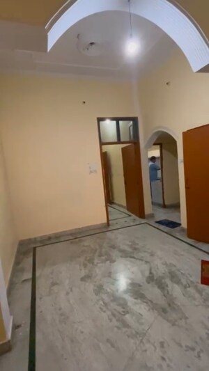 2 BHK Builder Floor For Rent in Kashiram Nagar