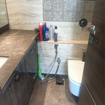 Bathroom in 2 BHK Apartment at Windsor Apartment Bandra West, St. Peters Colony – for Rent