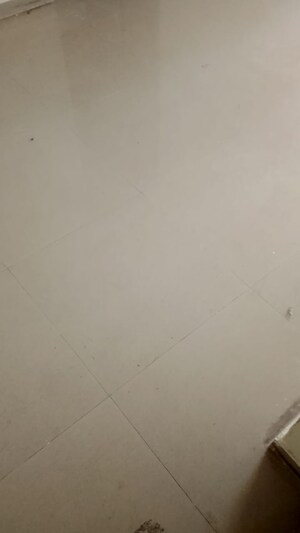 Room in 1 BHK Apartment at Teerth Raj, Bhayandar East – for Rent