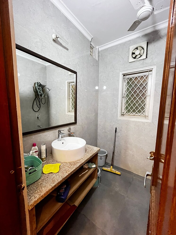 Kitchen, saket 2 Bedroom 850 Sq.Ft. Builder Floor In Saket Delhi 9485819