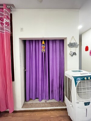 Bedroom in 2 BHK Builder Floor at Saket – for Rent