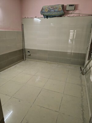 Bedroom in 2 BHK Builder Floor at Kashiram Nagar – for Rent