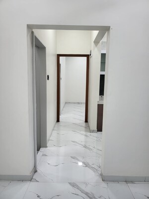 Room in 3 BHK Apartment at One Indiabulls Thane, Pokhran Road No Two – for Rent