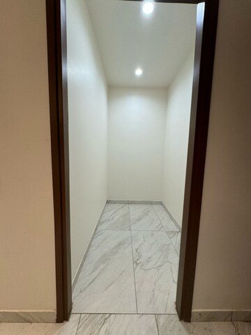 Room in 2 BHK Apartment at Sector 65 – for Sale