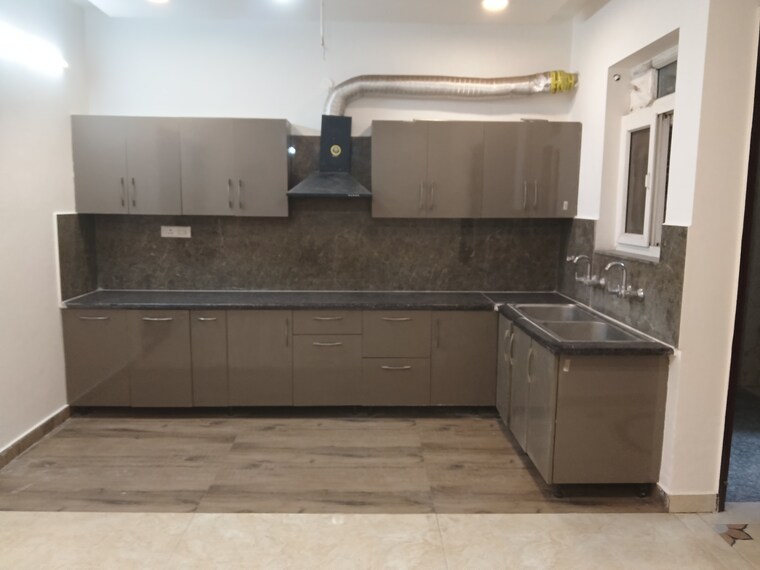 Kitchen, dhakoli 3 Bedroom 136 Sq.Yd. Builder Floor In Dhakoli Zirakpur 9485895