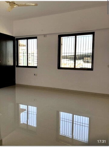 Room in 4 BHK Penthouse at Mermaid Seaview, Cbd Belapur Sector 11 – for Sale