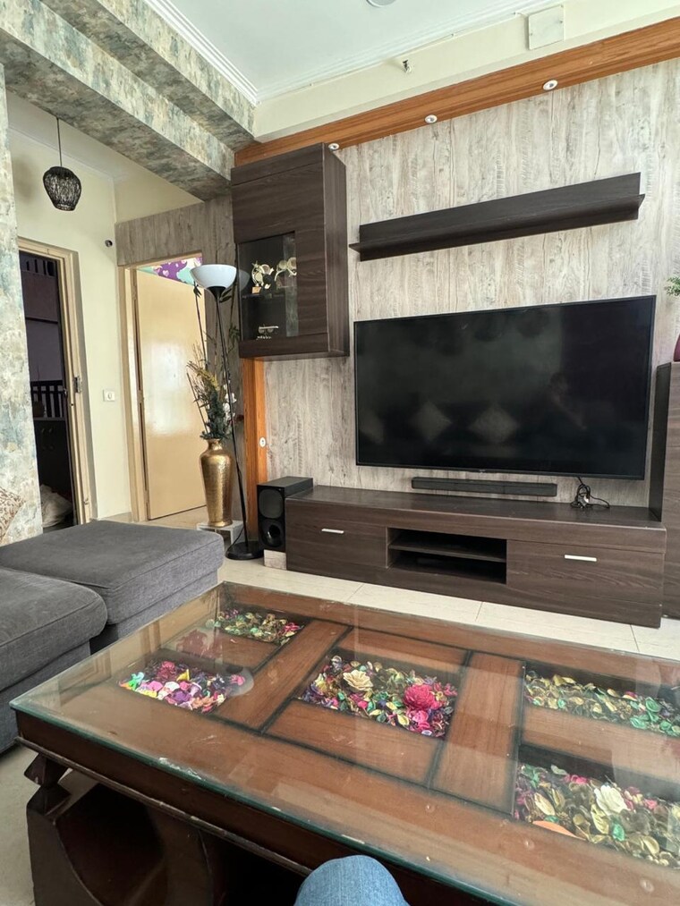 undefined, gaur-city-2-16th-avenue 3 Bedroom 1600 Sq.Ft. Apartment In Sector 16c Greater Noida Greater Noida 9485892