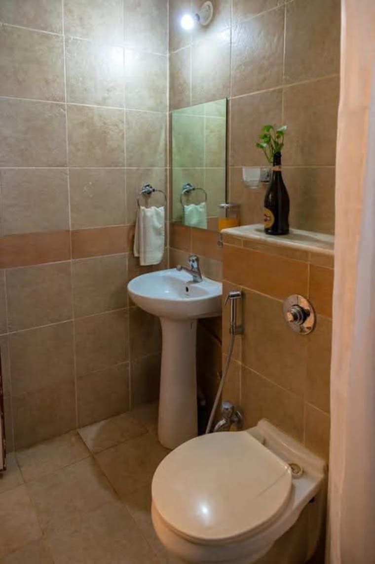 Master Bedroom, amanora-metro-tower 1 RK 460 Sq.Ft. Apartment In Hadapsar Pune 9485906