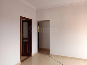 Room in 2 BHK Independent House at Rt Nagar – for Rent