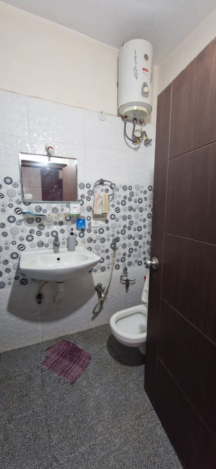 Bathroom, kondapur 2 Bedroom 1400 Sq.Ft. Builder Floor In Kondapur Hyderabad 9485913