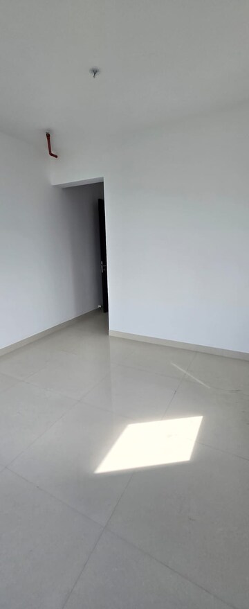 Room in 2 BHK Apartment at Raghav Nova, Kurla East – for Rent