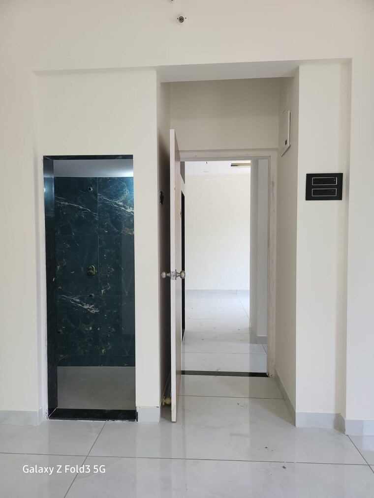 Room, acme-ozone 3 Bedroom 1500 Sq.Ft. Apartment In Manpada Thane 9485918