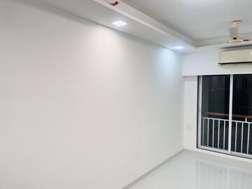 Room in 2 BHK Apartment at Sayba Orchid, Kurla East – for Rent