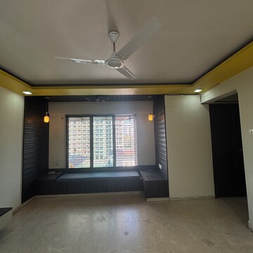 Room in 2 BHK Apartment at Mahavir Universe, Kukreja – for Rent