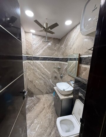 Attached Bathroom in 3 BHK Builder Floor at East Of Kailash – for Rent
