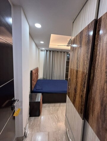 Master Bedroom in 3 BHK Builder Floor at East Of Kailash – for Rent