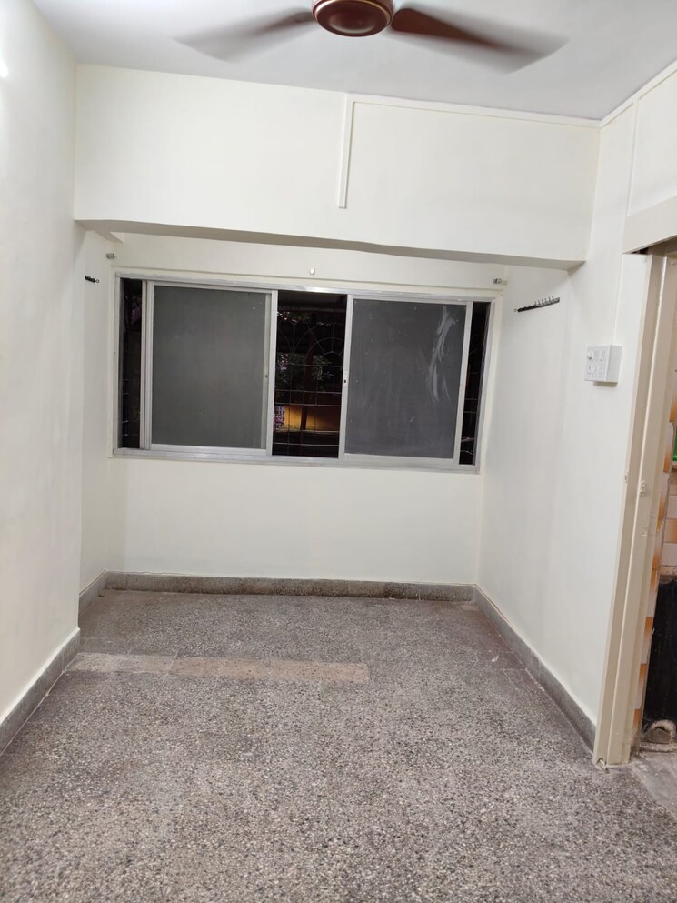 Room, chandrakant-society 1 RK 280 Sq.Ft. Apartment In Charai Thane 9485948