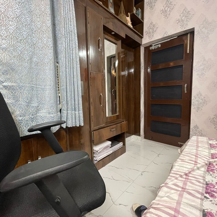 Living Room, sector 34 6 Bedroom 630 Sq.Yd. Villa In Sector 34 Chandigarh 9485973