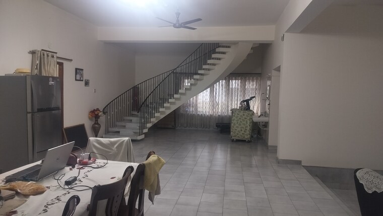  Parking, jubilee hills 6 Bedroom 1200 Sq.Ft. Independent House In Jubilee Hills Hyderabad 9485980