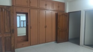 Room in 6 BHK Independent House at Jubilee Hills – for Sale