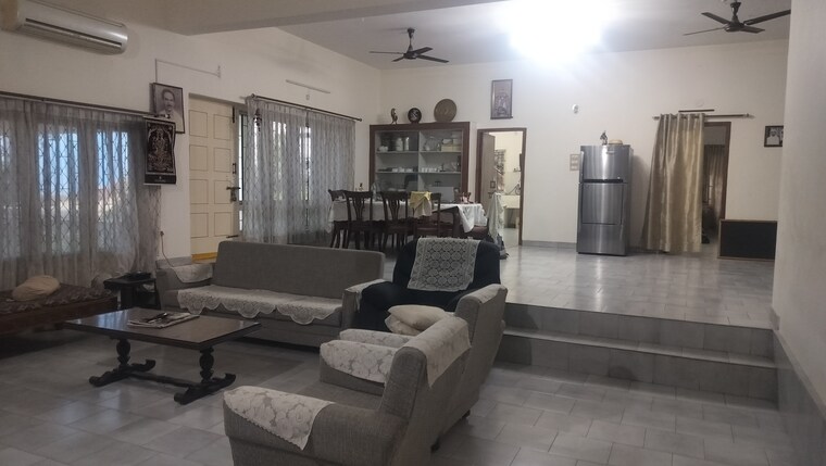 Living Room, jubilee hills 6 Bedroom 1200 Sq.Ft. Independent House In Jubilee Hills Hyderabad 9485980