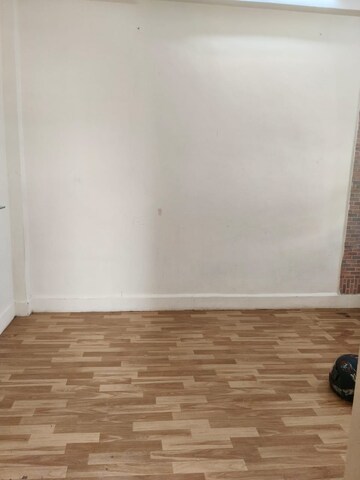 Room in 1 BHK Apartment at Kurla East – for Rent