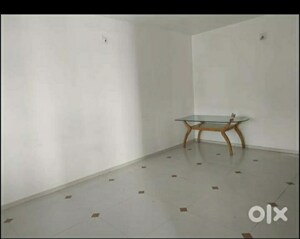 Master Bedroom in 2 BHK Villa at Thaltej – for Rent