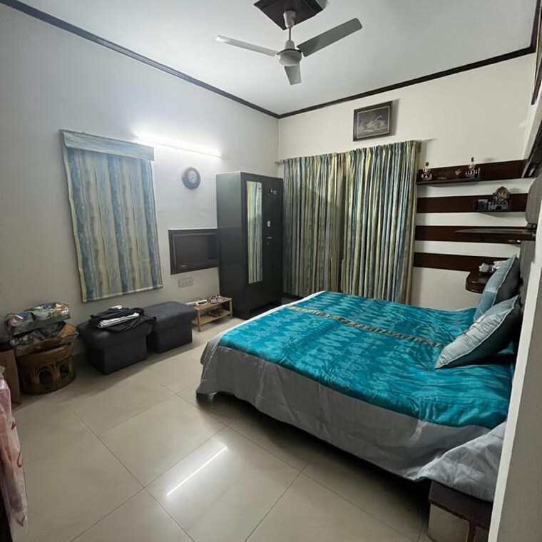 Bedroom, phase 7 3 Bedroom 400 Sq.Yd. Villa In Phase 7 Mohali 9486033